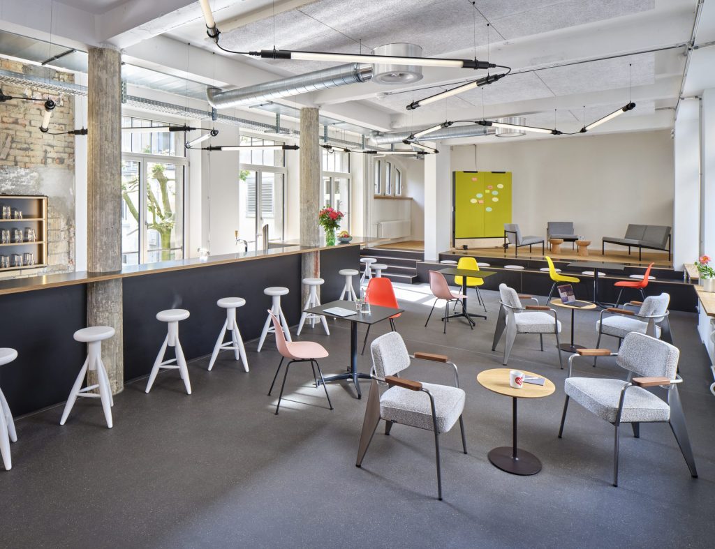 Flexible workplaces as a success factor in the modern working world Novu Office Flexible workstations
